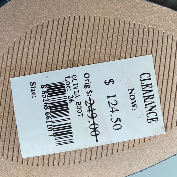 Michael Kors suede boots - Picture 5 of 14